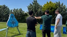 Burhaniye'de Bahar Şenliği Coşkusu