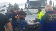 Kamyon ile otomobil çarpıştı: 1 ölü