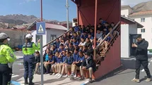 Hakkari'de Çocuklara Trafik Eğitimi Verildi
