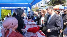 Mersin'de Anneler Günü Etkinliği Yoğun İlgi Gördü