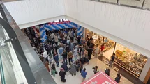 Adıyaman'da Mağaza Açılışında İzdiham