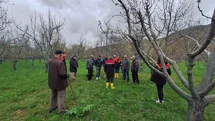 Otlukbeli'nde Budama Eğitimi Düzenlendi