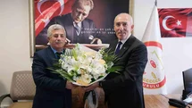 Kayseri'de KESOB Başkanı Odakır Mazbatasını Aldı