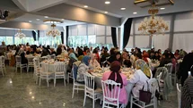 Gaziosmanpaşa'da Anneler Günü Buluşması