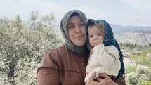 Anne ve Kızıyla Gündoğmuş'ta Mutluluk Paylaşımı