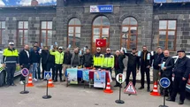 Kars'ta Trafik Bilinci İçin Farkındalık Etkinliği