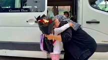 Kendisine Emanet Edilen Çocuklara Şefkatle Yaklaşıyor