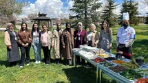 Van'da Anneler Günü Etkinliği Yapıldı