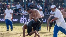 Manavgat'ta Güreş Şöleni Devam Ediyor