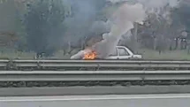 Eskişehir Çevre Yolu’nda bir otomobil alev alev yandı