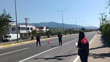 Ekipler Balıkesir'de Yolda Kontrol Yapıyor
