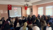 Çıldır Anaokulu’nda Annelere Sürpriz Etkinlik
