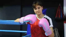 Aya Elyafi Türk Bayrağını Dalgalandırmak İstiyor