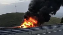 Elazığ'da Otomobil Yangını