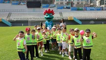 Spor Şenlikleri’nde sıra minik öğrencilerin