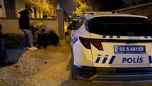 Kadın Duvar Dibinde Çöktü, Ekipler Harekete Geçti