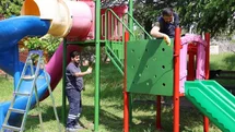 Kartepe’de çocuk parkları yenileniyor