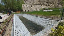 Van'da İnci Kefalleri Tarihi Camii'nde Görüntülendi
