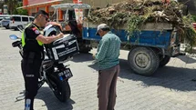 Hafriyat taşırken yolu kirletti, cezadan kaçamadı