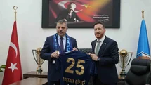 Erzurumspor'a Tebrik Ziyareti Gerçekleşti