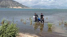 Eğirdir Gölü’nde 100 metrelik yasa dışı ağ ele geçirildi