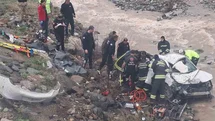 Erzincan’da otomobil dereye uçtu: 2 ölü, 1 ağır yaralı