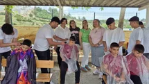 Bayram öncesi anlamlı dokunuş: Miniklere ücretsiz tıraş