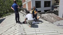 Mudanya'da Vinç Devrildi, İki İşçi Yaralandı