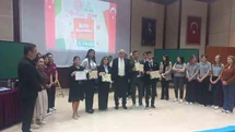 Balıkesir'de Münazara Şampiyonu Oldular