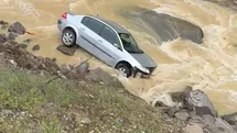 Düzce'de Dereye Uçan Araç Kazası