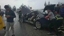 Bilecik'te Tır ve Otomobil Çarpıştı