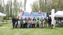 Pazarlar’da geleneksel uçurtma şenliği