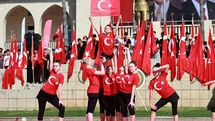 Mersin’de Gençlik Bayramı Coşkuyla Kutlandı
