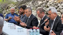 Vali Toros'tan Menfur Saldırıda Hayatını Kaybedenlerin Ailelerine Taziye Ziyareti
