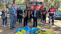 Burhaniye’de Çöp Toplama Etkinliği Yapıldı