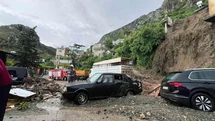 Hatay'da Müstakil Ev Çöktü