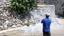 Bozdoğan’da haşereye karşı kireçleme çalışmaları sürüyor