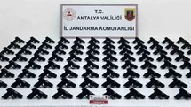 Antalya'da 100 Ruhsatsız Tabanca Ele Geçirildi