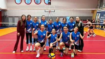 Körfez Gençlerbirliği Voleybol Takımı Sezona Galibiyetle Başladı