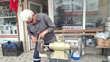 Hisarcık'ta Bıçak Bileyicilere Yoğun İlgi