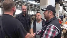 Bursa'da Kurban Pazarında Eğlenceli Anlar