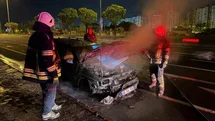 Kayseri'de Alev Alan Otomobil Kullanılamaz Hale Geldi