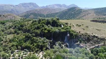Erzincan'da Girlevik Şelalesi Coştu