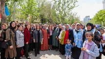 Fatma Şahin 25 Aralık Mahallesi'nde Bayramlaştı