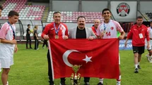 Aliağalı Semih Ayriç, dünya şampiyonu oldu