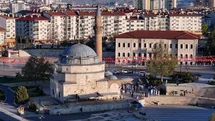 Yöresel Kıyafetlerle Bayram Namazı Kıldılar