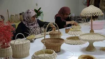 Bitlis'te Geleneksel Sepet Örücülüğü Devam Ediyor