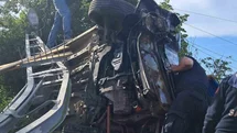 Kastamonu'da Elektrik Direğine Çarpan Araç Devrildi