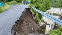 Artvin'de Dere Taşması Sonucu Yol Hasar Gördü