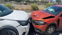Kadın Sürücü Alkollü ve Ehliyetsiz Kaza Yaptı